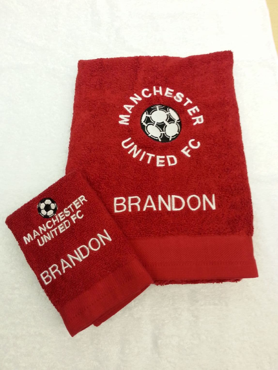 PERSONALISED MANCHESTER UNITED FC TOWEL SET - FOOTBALL