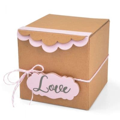 664345 - Sizzix ScoreBoards XL Die  Box, Gift w/Scallop Edges by Eileen Hull