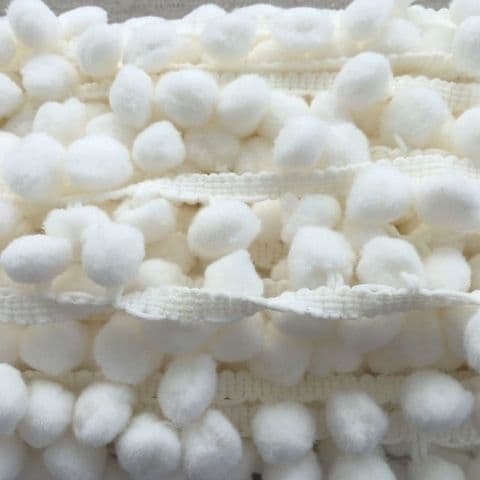 Small Creamy White 10mm Pom Pom Trimming