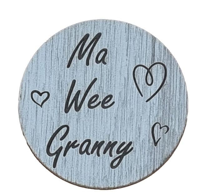 LT - Magnet - Ma  Wee Granny