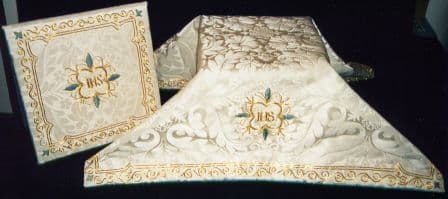 Ornate Burse and Veil Set