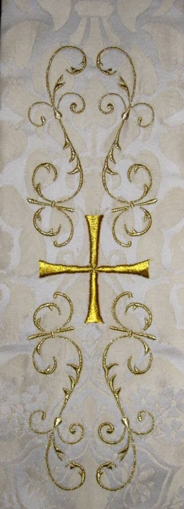 Ornate Cross (064)