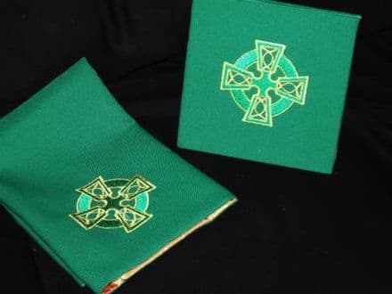 Simple Celtic Burse and Veil Set (122C)