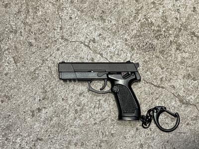 1:3 Black QSZ92G plastic model