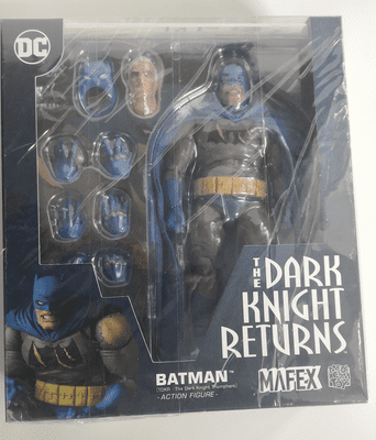 Mafex no. 119 Dark Knight Triumphant comic (brand new)