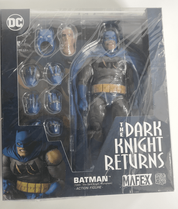 Mafex no. 119 Dark Knight Triumphant comic (brand new)