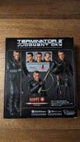 Medicom MAFEX No.191 T-800 (Terminator 2 : Battle Damage Ver.)  6 inches Action Figure