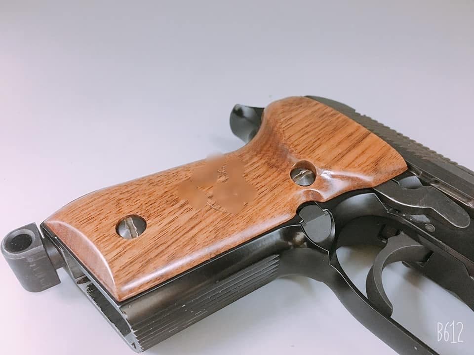Robin hood KSC M93R-Ⅱ システム7用木製グリップ ベレッタ .co