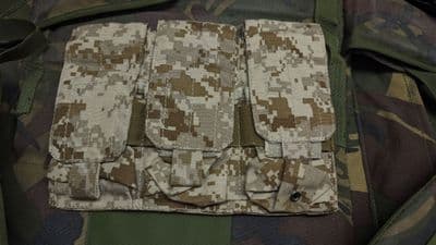 Toy soldier (AOR1 clone) Triple M4 dou mag pouch