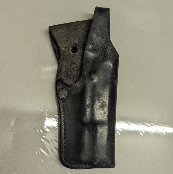 Vintage Browning Hi-power leather holster (Used)