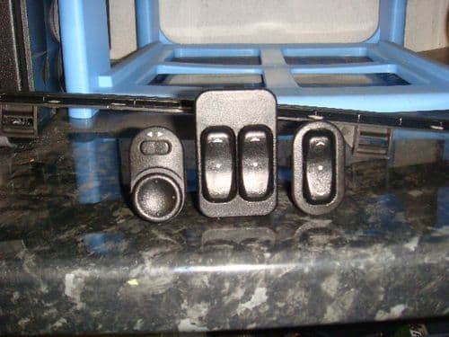 ASTRA ELECTRIC MIRROR & WINDOW SWITCHES