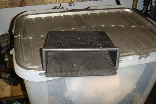 ASTRA INTERIOR STORAGE TRAY & MAT