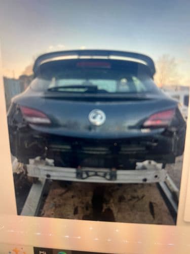 ASTRA J GTC VXR GENUINE GM BOOTLID & SPOILER IN BLACK