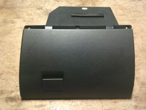 ASTRA MK4 BLACK GLOVEBOX