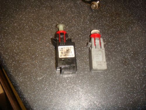 ASTRA MK4 CLUTCH SWITCH FOR CRUISE CONTROL
