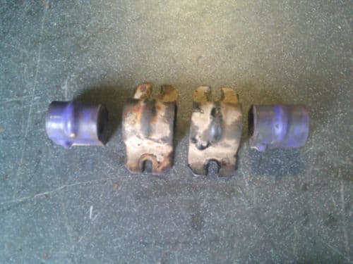ASTRA MK4 GSI FRONT ANTI ROLL BAR POLY BUSHES & BRCKETS PAIR