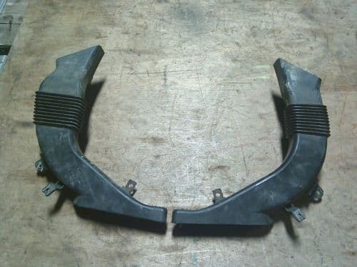 ASTRA MK4 GSI GENUINE GM FRONT PLASTIC BRAKE DUCTS PAIR