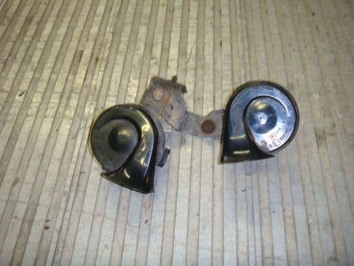 ASTRA MK4 TWIN HORN SET