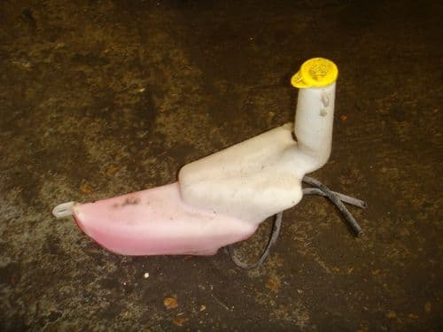 ASTRA MK4 WASHER BOTTLE