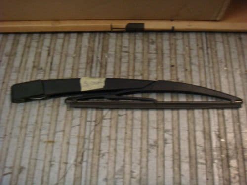 ASTRA MK5 5-DOOR REAR WIPER ARM & BLADE