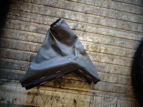 ASTRA MK5 BLACK LEATHER HANDBRAKE GAITOR