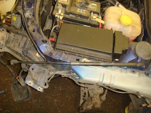 ASTRA MK5 BONNET LIFTER STRUT