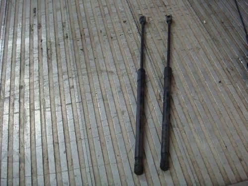 ASTRA MK5 BOOT STRUTS, 3-DOOR