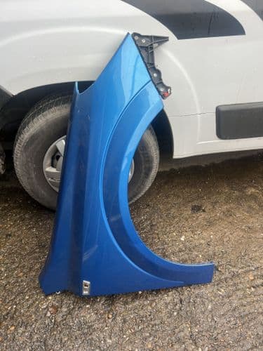 ASTRA MK5 O/S DRIVERS FRONT WING IN ARDEN BLUE