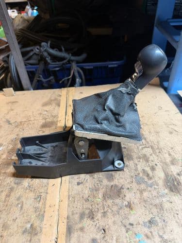 ASTRA MK5 SRI TURBO 6-SPEED GEAR SELECTOR UNIT