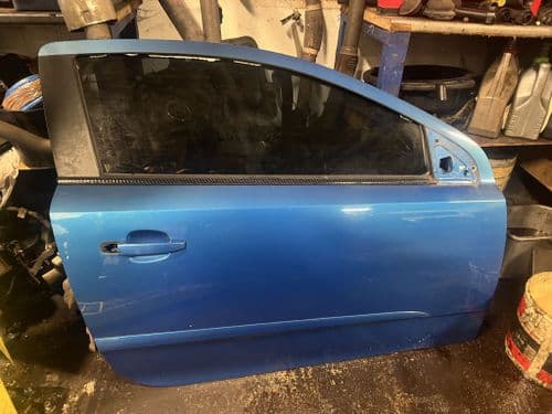 ASTRA MK5 VXR 3-DOOR O/S DOOR (drivers) IN ARDEN BLUE