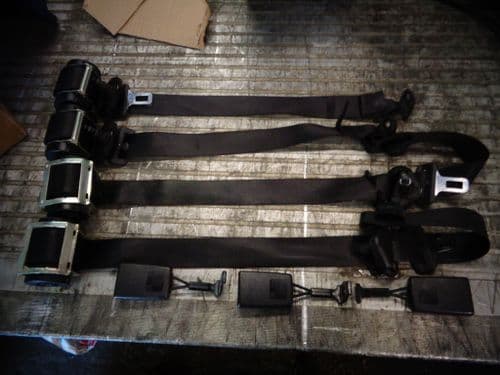 ASTRA MK5 VXR 3-DOOR SEATBELT SET