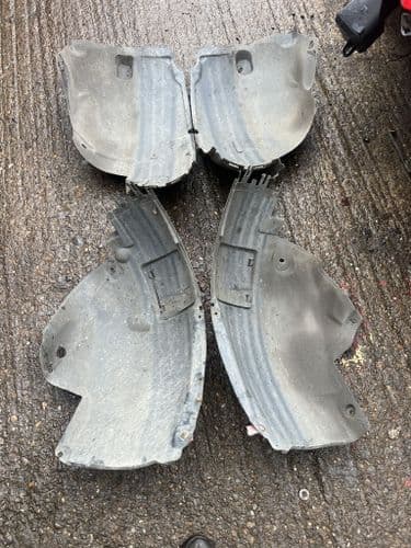 ASTRA MK5 VXR FRONT WHEEL ARCH LINERS PAIR