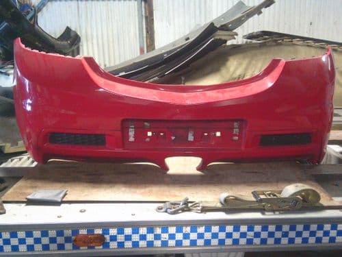 ASTRA MK5 VXR GENUINE GM REAR BUM0PER & DIFFUSER IN FLAME RED