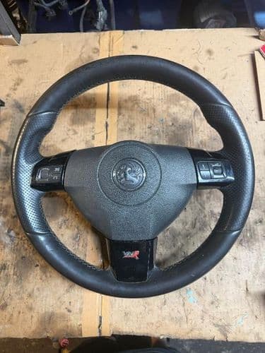 ASTRA MK5 VXR LEATHER STEERING WHEEL & AIRBAG PIANO BLACK INSERTS