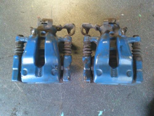 ASTRA MK5 VXR LUCAS REAR BRAKE CALIPERS & CARRIERS, PAIR