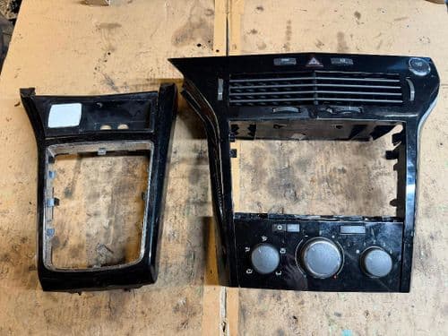 ASTRA MK5 VXR PIANO BLACK CENTRE CONSOLE  SET