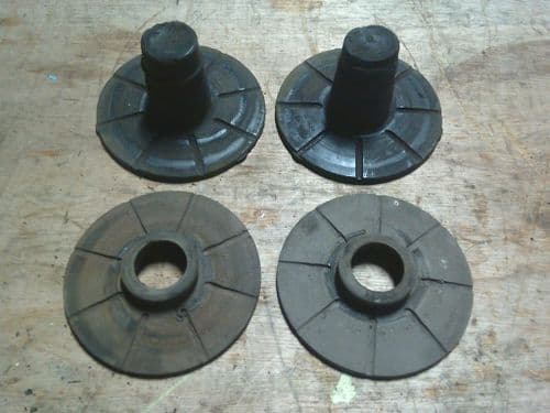 ASTRA MK5 VXR REAR SUSPENSION SPRING RUBBER PADS, SET OF 4