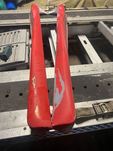 ASTRA MK5 VXR SIDE SKIRTS IN RED, PAIR