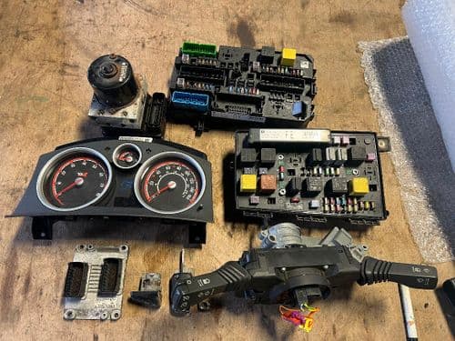 ASTRA MK5 VXR Z20LEH KEY TYPE STAGE 3 MAPPED ECU SET 326bhp