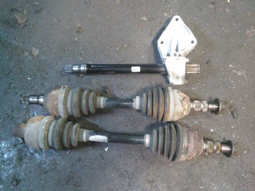 ASTRA VXR EQUAL LENGTH DRIVESHAFTS (PAIR)