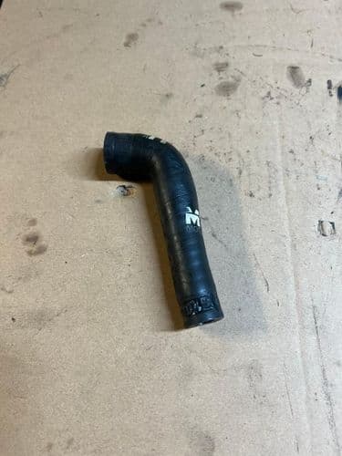 ASTRA VXR Z20LEH BLACK SILICONE BREATHER HOSE (rocker to crossover)