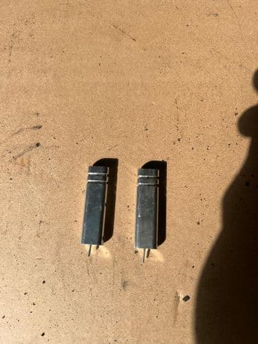ASTRA / ZAFIRA ALLOY DOOR PINS PAIR
