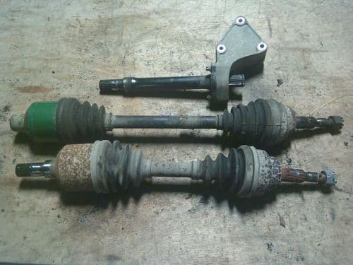 ASTRA / ZAFIRA GSI Z20LET GENUINE GM EQUAL LENGTH DRIVESHAFTS, PAIR