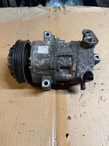 CORSA D VXR AIRCON PUMP