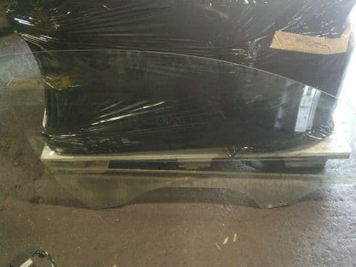 CORSA D VXR DRIVER (O/S) WINDOW GLASS