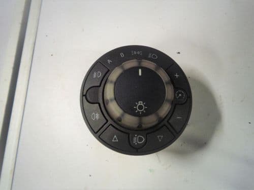 CORSA D VXR HEADLIGHT CONTROL SWITCH UNIT