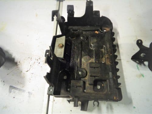 CORSA D VXR PLASTIC BATTERY TRAY