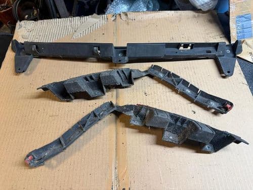 CORSA D VXR REAR BUMPER PLASTIC MOUNTING BRACKETS