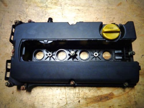 CORSA D VXR Z16LER ENGINE ROCKER COVER IN BLACK