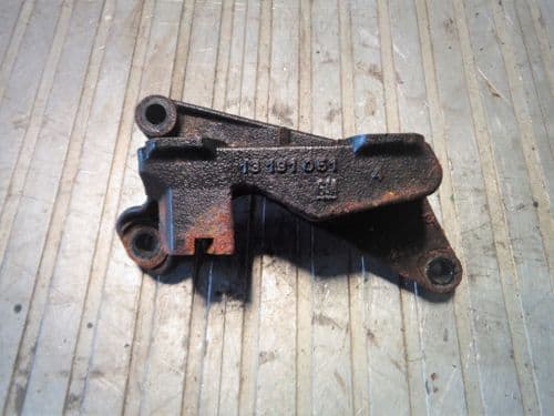 CORSA D VXR Z16LER INNER ENGINE MOUNT